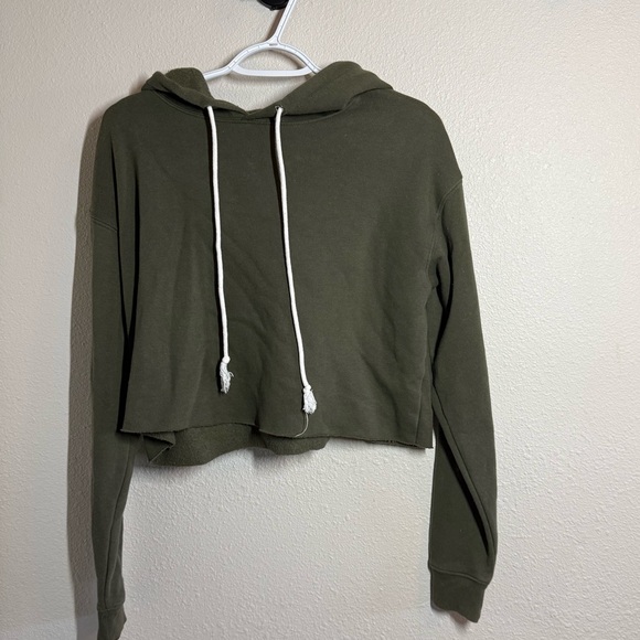 Wild Fable Olive Green Cropped Hoodie - Picture 1 of 3
